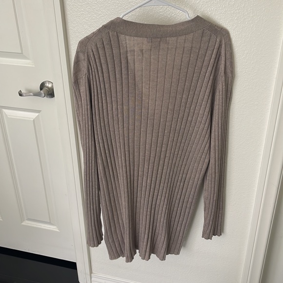 H&M Ribbed Cardigan - Picture 3 of 3